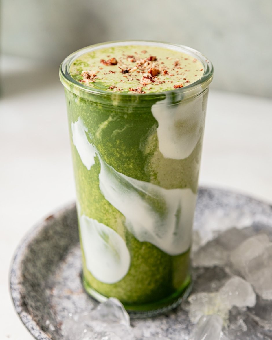 Matcha smuuti banaanidega